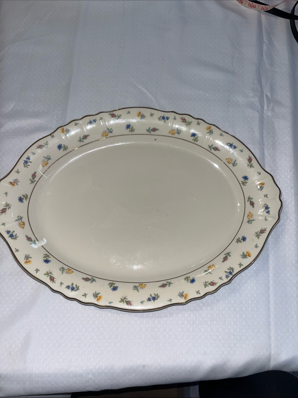 Vintage Syracuse China Porcelain Suzanne Oval Platter Shape Gold Cream Flowers